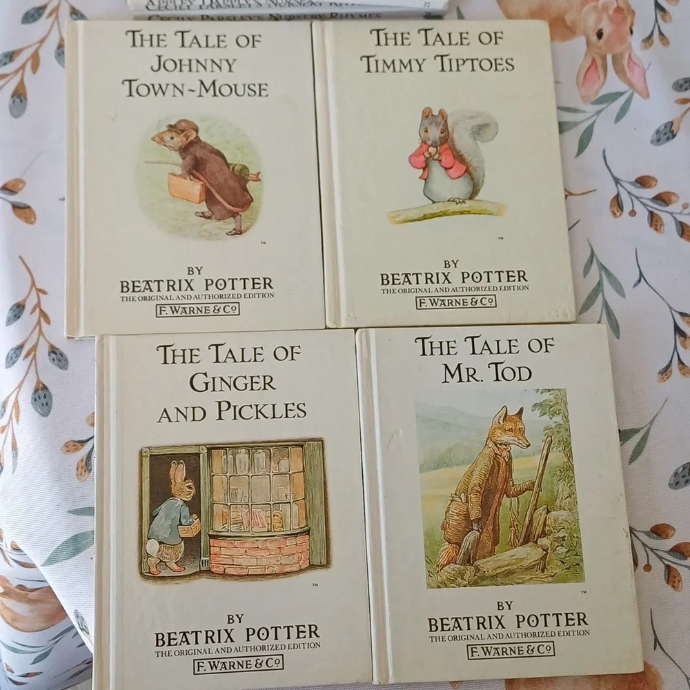 Vintage Peter Rabbit Books - Picture 4 of 5